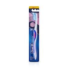 ORAL B CRISS CROSS SOFT 50Rs